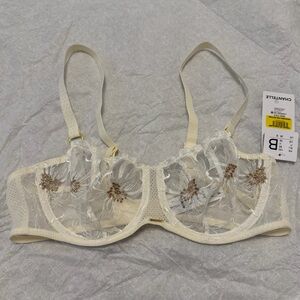 Chantelle Women's Cream Lace Fleurs Demi Bra